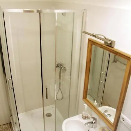 для пари з видом на оперний театр Appartement Lviv